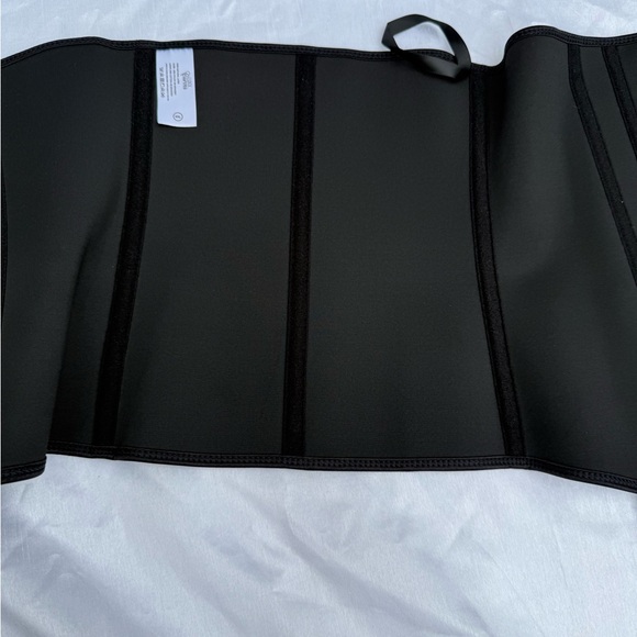 LUXX CURVES Black Waist Trainer Size 4XL - Picture 13 of 14